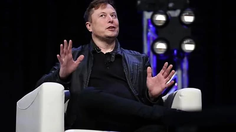 ماسك يتراجع عن عزمه في تقليص موظفي تسلا