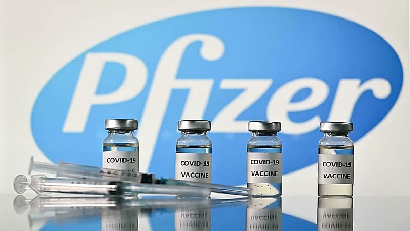 فايزر تعلن إنتاج لقاحات تتصدى لأوميكرون والمتحورات الأخرى