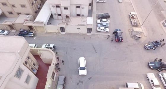 بالصور.. أمن الدولة يحبط عملية إرهابية في الرياض ويلقي القبض على إرهابيين