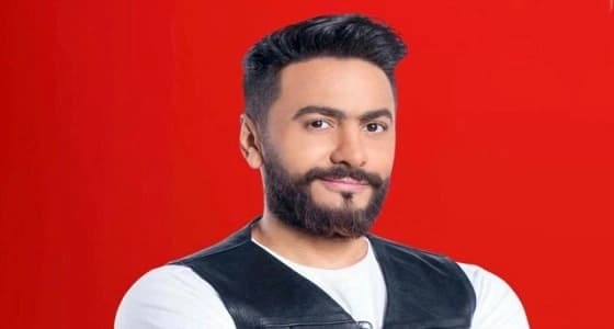 بالفيديو .. تامر حسني يخضع لرجيم قاسي بسبب " البدلة "