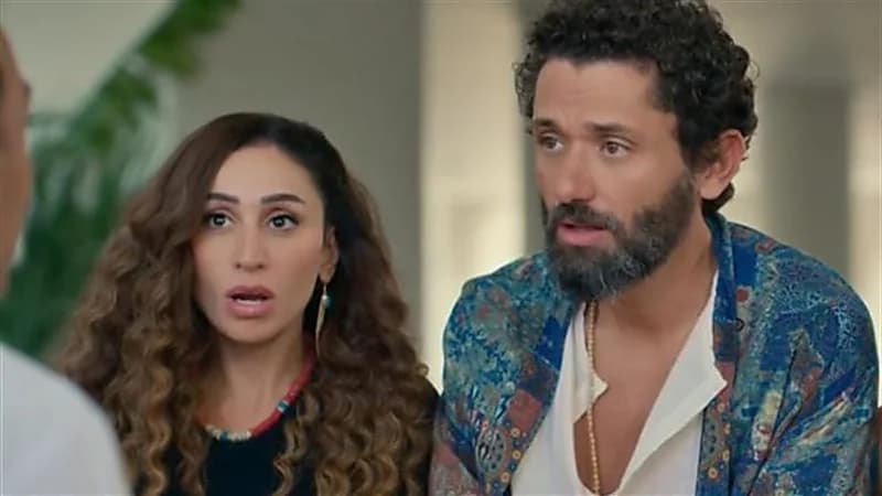 دينا الشربيني ترد على شائعات توقف تصوير فيلمها مع كريم محمود عبدالعزيز.. فيديو