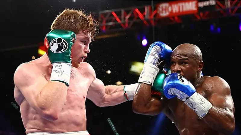 قصة ملاكم مكسيكي تمنى ضرب ميسي