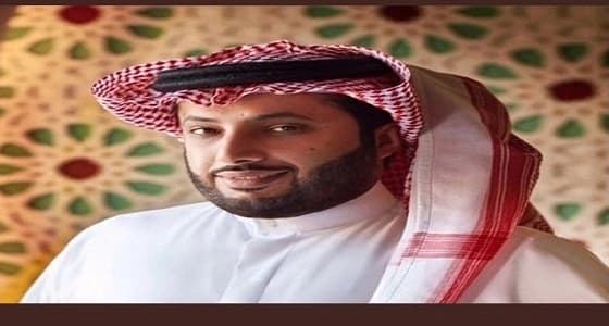 " آل الشيخ " يسخر من تظاهرات السفارة القطرية في لندن