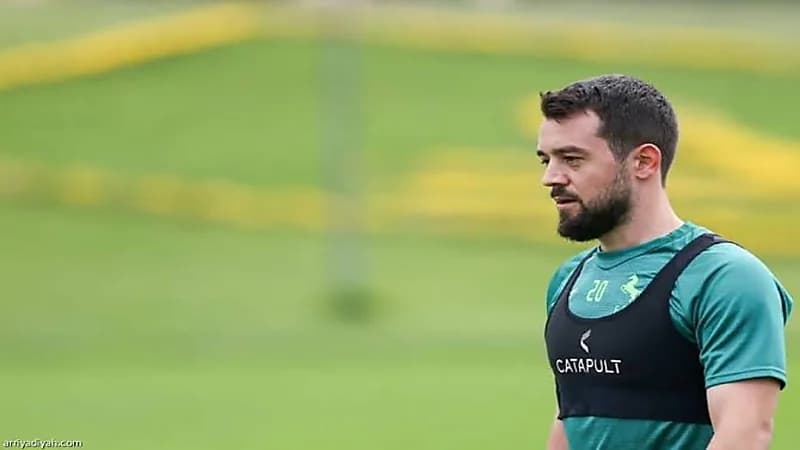 أمين يونس يرغب في الرحيل عن الاتفاق