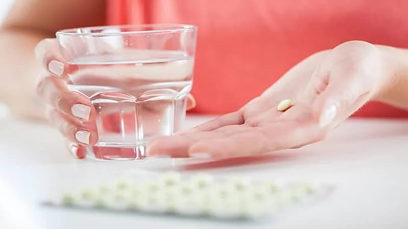 طبيب يوضح طرق الوقاية من التقرحات بعد تناول الدواء