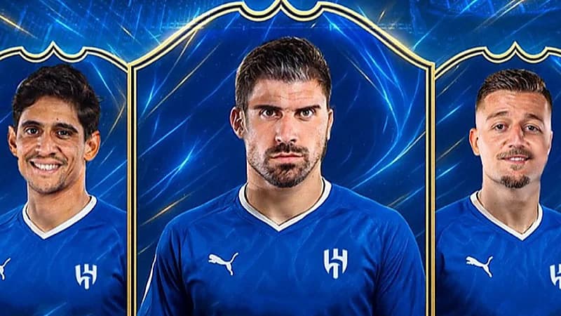 الهلال يقترب من تجديد عقد ثلاثي الفريق