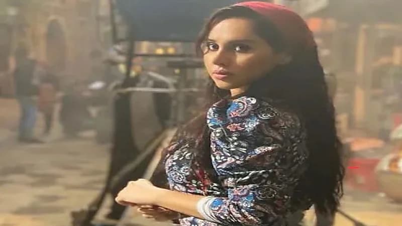 ياسمين رئيس تعلن إصابتها بكورونا