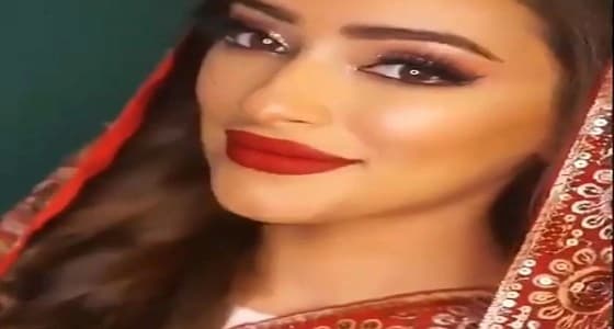 بالفيديو.. شوق الهادي تذهل متابعيها بالزي الهندي