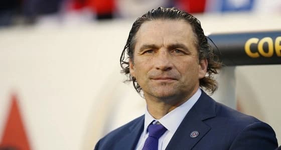 بيتزي يقترب من قيادة الأهلي