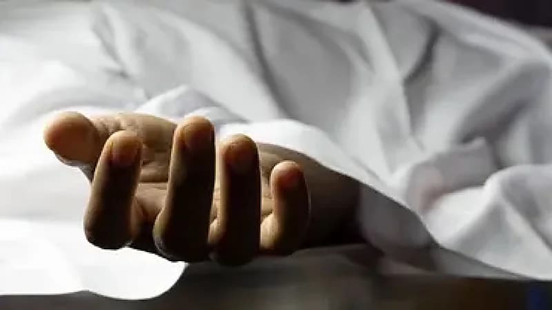 لصوص تنبش قبر شخص لسحب ذهب من ظهره وأسنانه