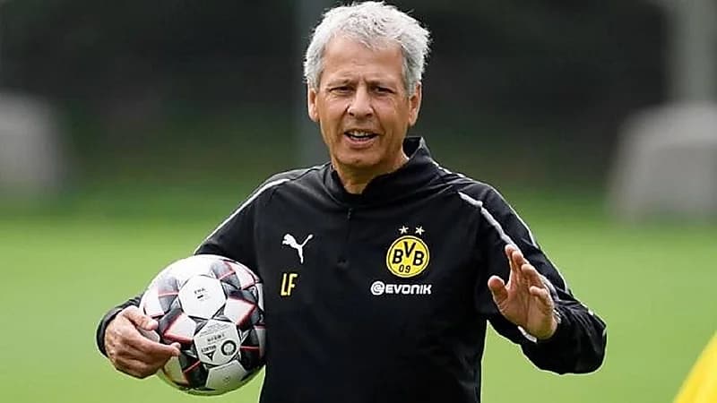  فافر يقترب من قيادة النصر 