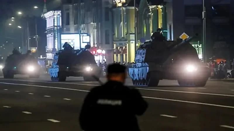 بالفيديو.. هروب جماعي من روسيا بسبب الخدمة العسكرية