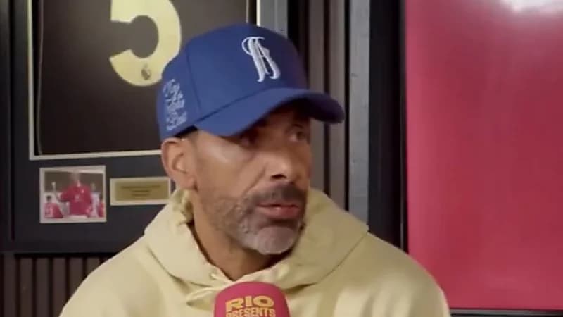 ريو فيرديناند يؤكد على إعجابه بـ مستوى نواف بوشل.. فيديو