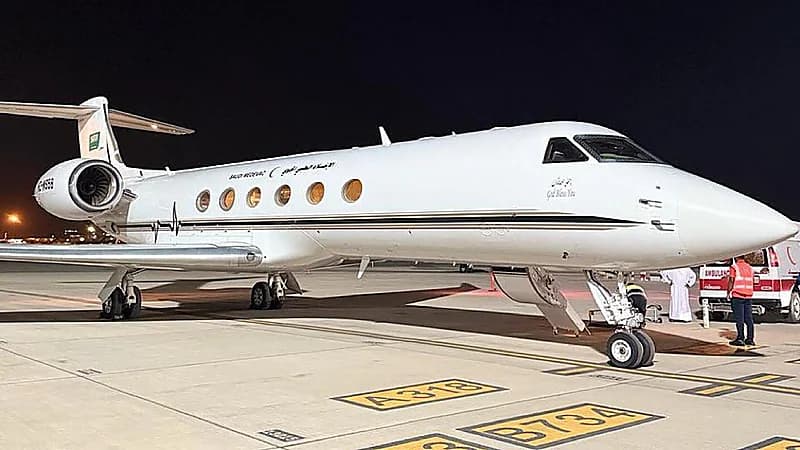 نقل مواطن بطائرة الإخلاء الطبي من سلطنة عمان لاستكمال علاجه في المملكة