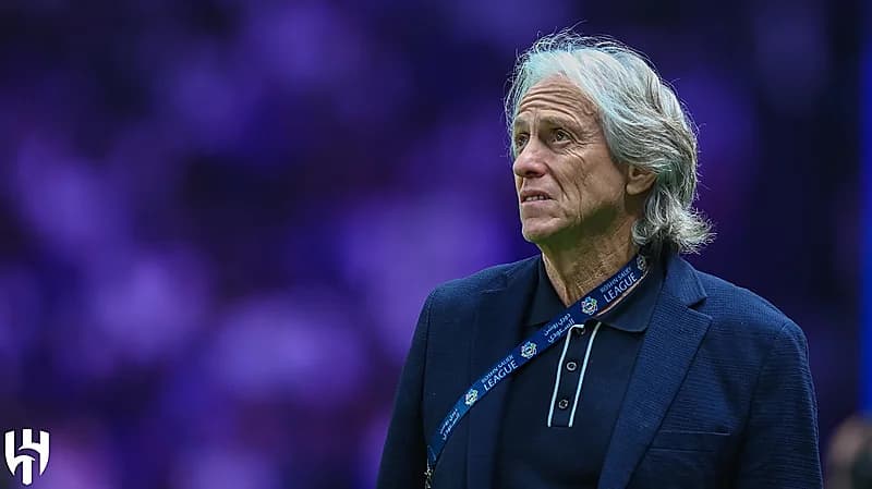 جيسوس يحسم مصير محترف الهلال