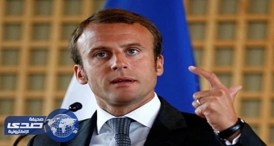 ماكرون يبحث مع بوتفليقة إعادة مسار محادثات السلام في مالي