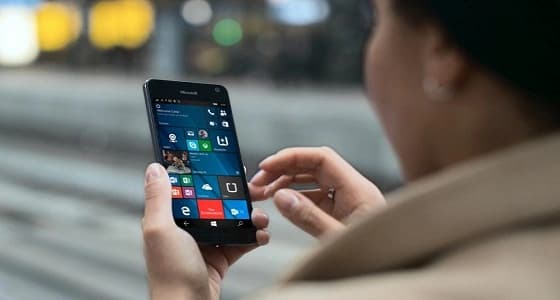 قراصنة الإنترنت يطلقون " برمجيات خبيثة " لاستغلال الهواتف الذكية