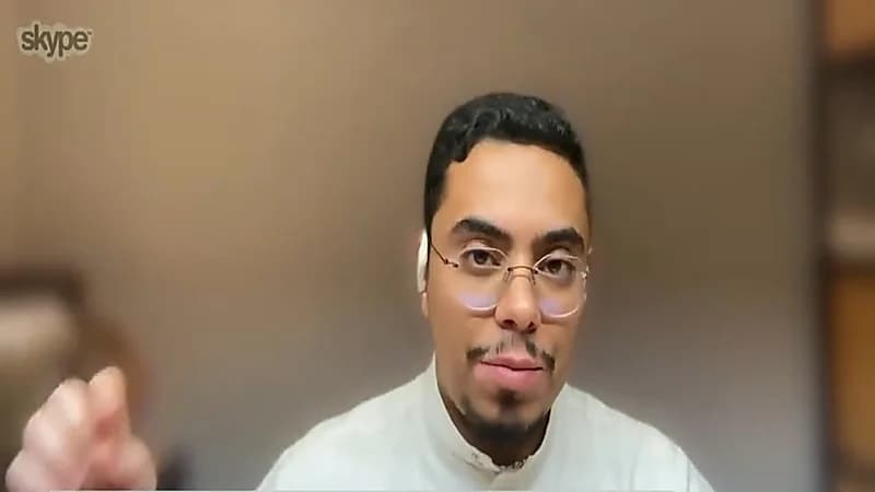 بالفيديو.. تقني: شركة أبل كانت تتعمد إبطاء بطارية الجوال من أجل عمرها