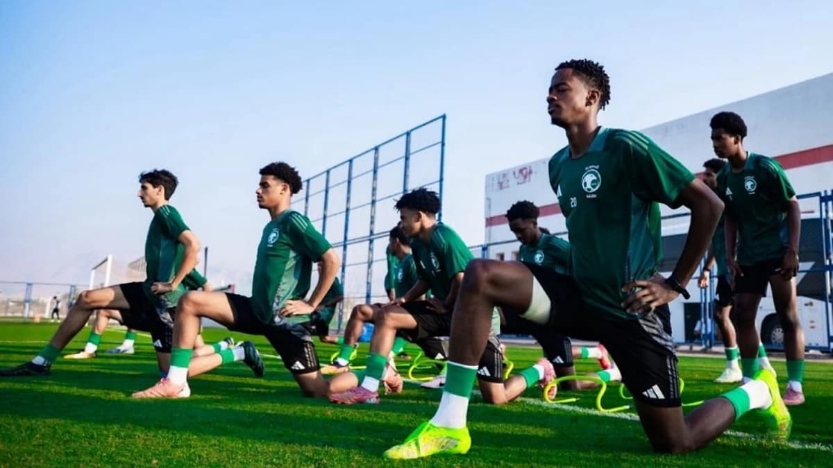 الأخضر تحت 17 عامًا يعلن قائمته النهائية لمونديال قطر