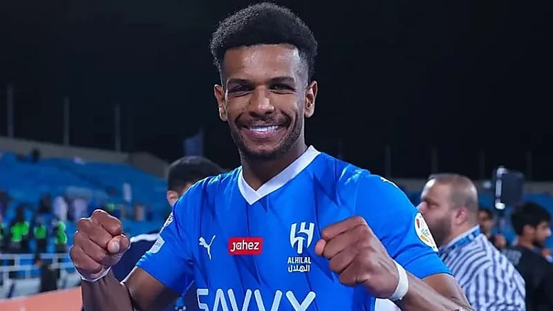 العتيبي: فشل انتقال دوبرافكا للشباب والبليهي سيبقى في الهلال .. فيديو