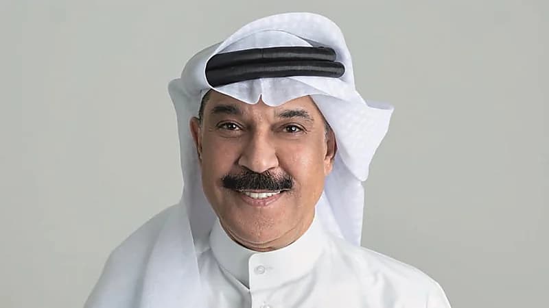 نجل الفنان عبدالله الرويشد يطمئن الجمهور عليه