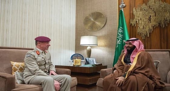 ولي العهد يستعرض مع مسؤولين بريطانيين مجالات التعاون العسكري