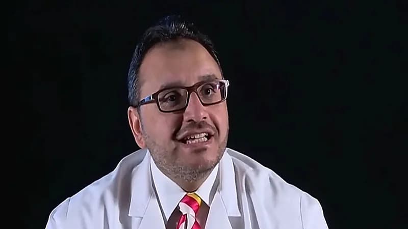 "باهبري" يوجه رسالة لأصحاب نظرية المؤامرة المشككين في اللقاحات