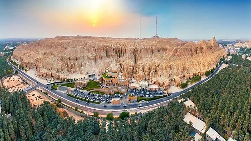 بالفيديو.. سبب اندلاع الحرائق في أوروبا وعدم نشوبها بالأحساء والكويت الأعلى عالميًا