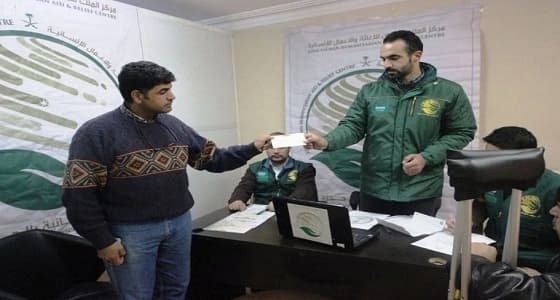 بالصور.. " الملك سلمان للإغاثة " يؤوي الحالات الإنسانية من السوريين بالأردن