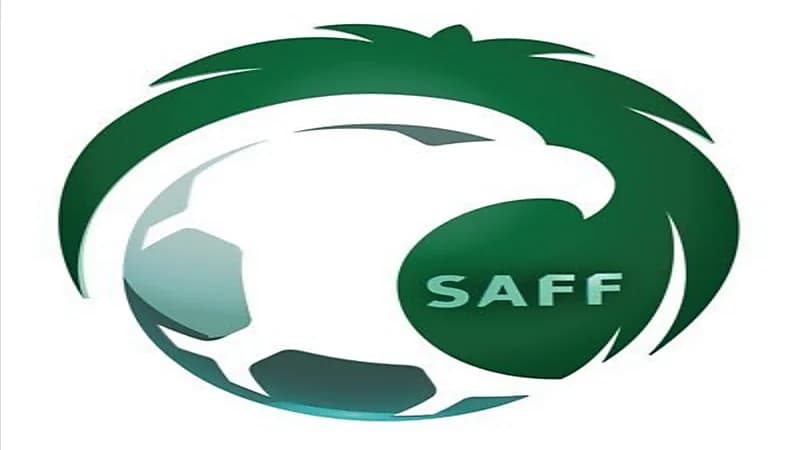 الأهلي والاتفاق يتراجعا عن طلب حكام أجانب بالجولة الأخيرة