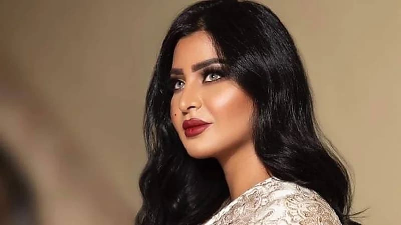 بالفيديو.. ريم عبدالله ترد على متابعة تتهمها بملاحقة خطيبها