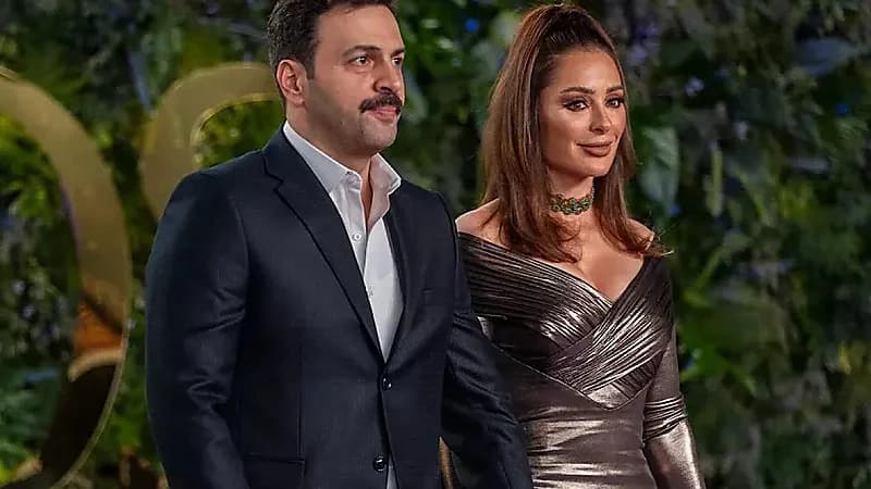 وفاء الكيلاني تحرج مذيع بعد طرح سؤال غريب على زوجها تيم حسن.. فيديو