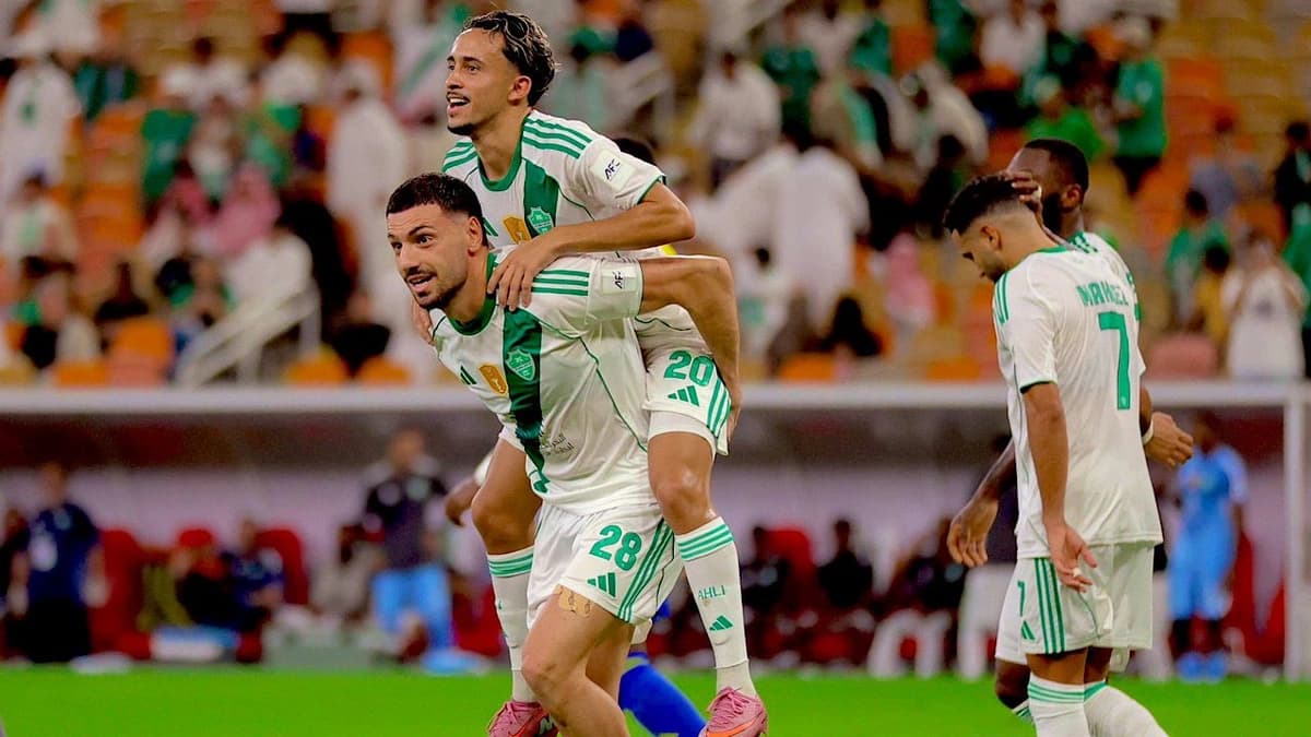 ديميرال يحتفل بالفوز على الغرافة: انتصار آخر ورقم قياسي جديد