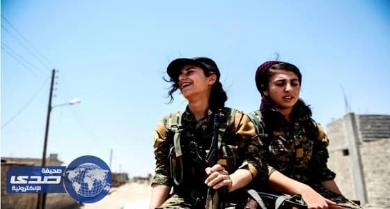 بالصور.. " إيزيديات " على خطوط قتال " داعش "