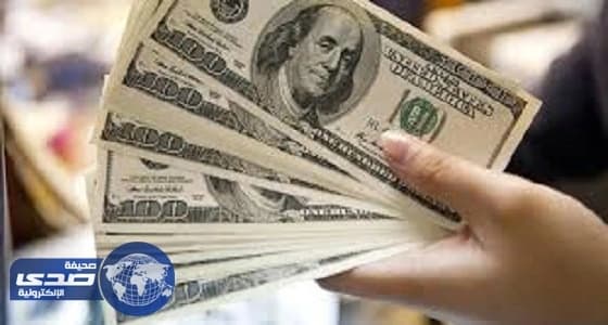 الدولار يسجل أكبر هبوط فصلي في نحو 7 سنوات