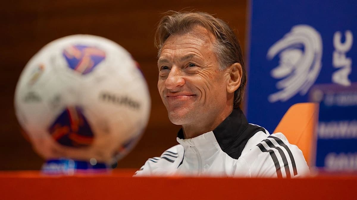 رينارد: الأخضر يحتفظ بهويته وتجنيس اللاعبين يفقد المنتخبات روحها