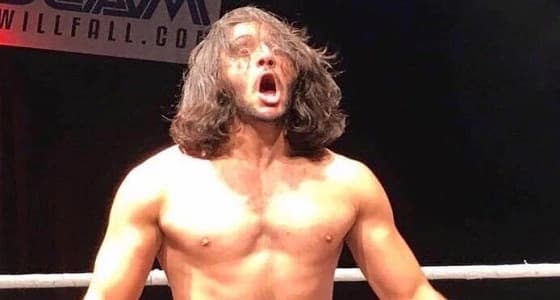 بالصور..أول سعودي يقترب من الانضمام لأعظم رويال رامبل