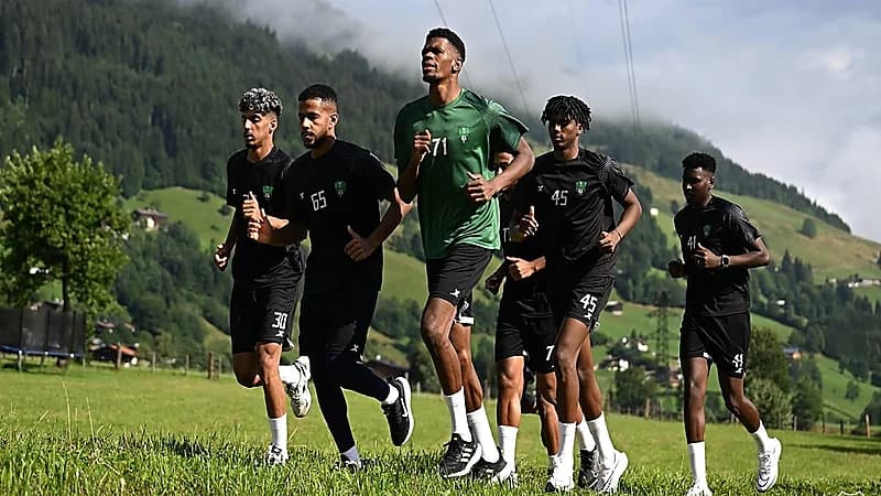 الأهلي يفوز على نظيره شتولفيلدن بـ 18 هدف