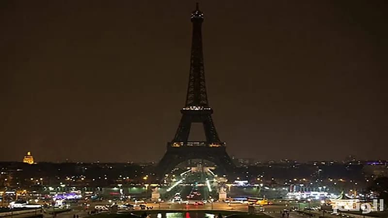 إطفاء أنوار برج إيفل بسبب أزمة الطاقة