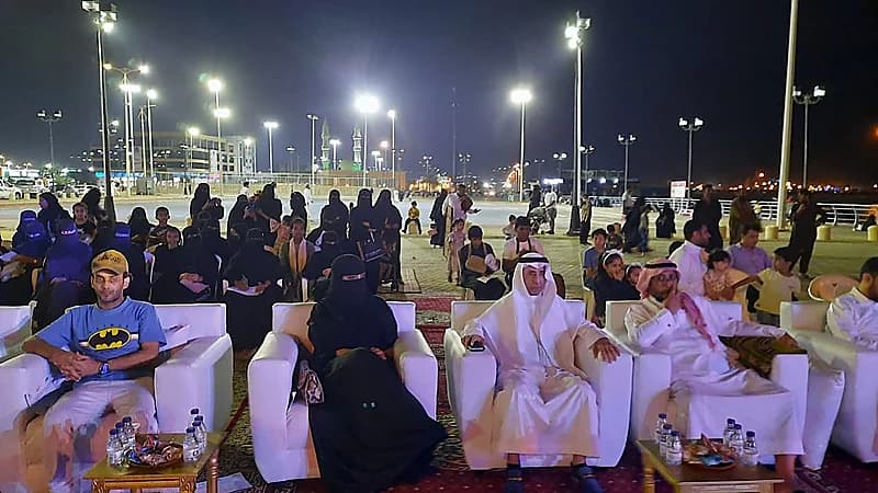 بالفيديو والصور.. انطلاق فعاليات مارثون نحن كالاخرين لذوي الاحتياجات الخاصة بجازان