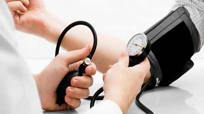 الكشف عن غذاء شهير يخفض ضغط الدم