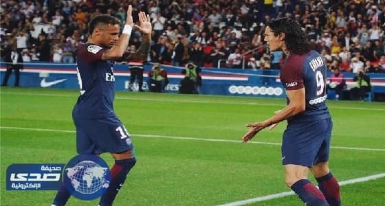 كافاني يقود باريس سان جيرمان للفوز الرابع على التوالي بالدوري الفرنسي