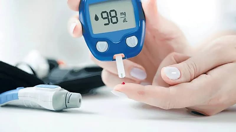 تحديد نسبة سكر الدم من خلال قراءة الكف