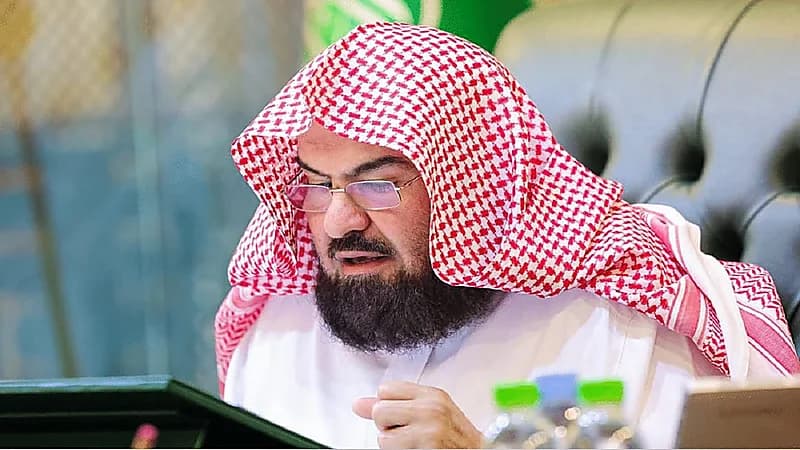 "السديس" يوجه ببث ترجمة معاني المصحف لتصل للمسلمين في أنحاء العالم