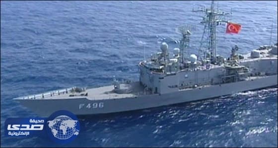 فرقاطة تركية تصل ميناء " حمد " القطري