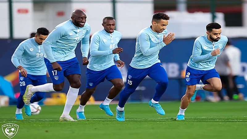 بالصور.. الهلال ينهي تحضيراته الميدانية استعدادا لمواجهة تشيلسي