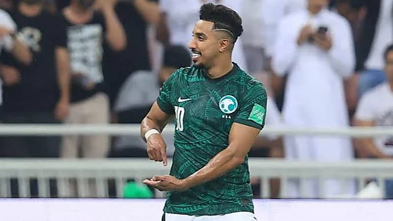مصطفى حجي : سالم الدوسري لاعب ذكي ولديه الكثير من المميزات .. فيديو