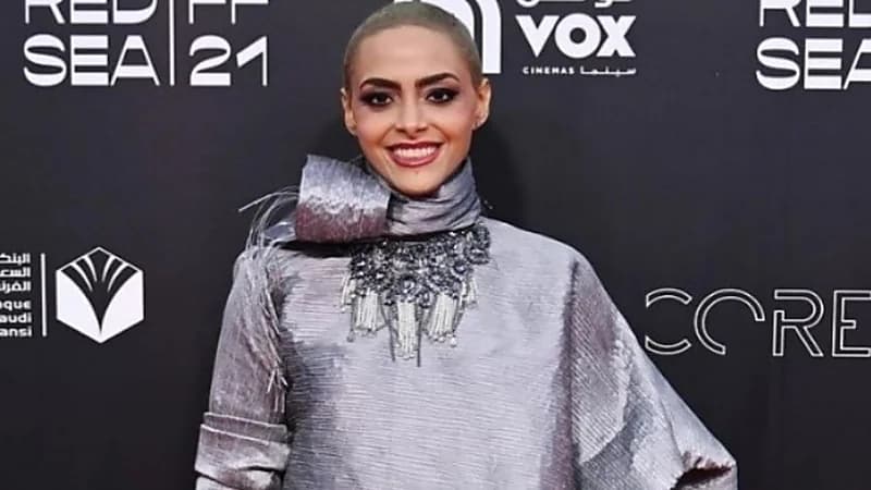 شاهد.. أضوى فهد تفاجئ جمهورها بلوك غريب:"حلقت شعري قبل شيرين"