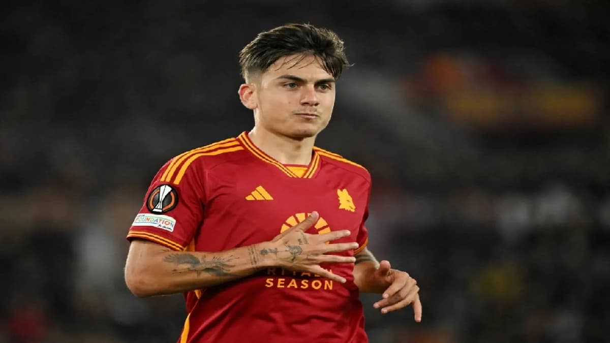 النصر وإنتر ميامي يتنافسان على ضم ديبالا