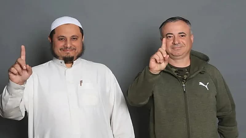 مدرب أحد يعلن اعتناقه الإسلام